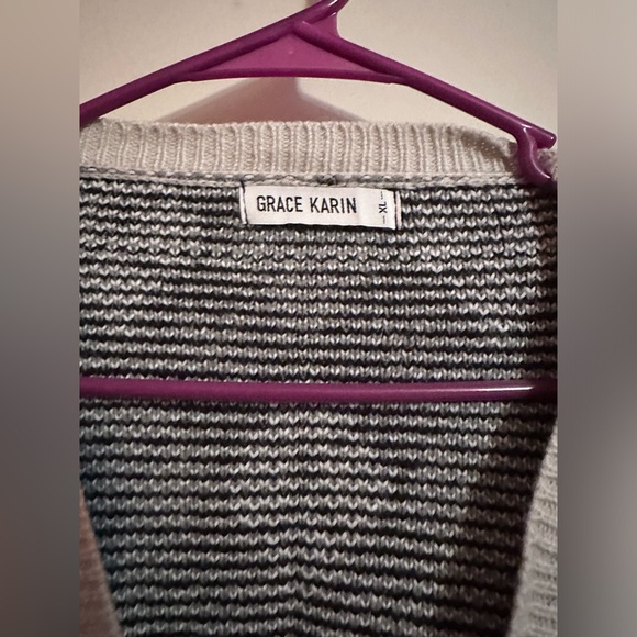 Plaid Long Sleeve Cropped Cardigan V-Neck Button Down Open Front Ribbed Knit - Picture 2 of 6